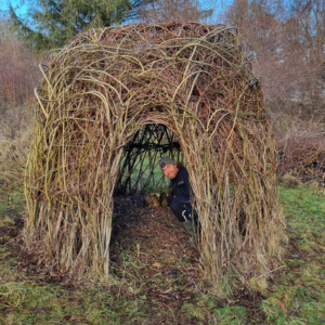 Life as volunteer at Lothlorien Community